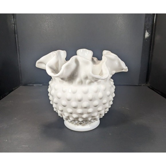 FENTON WHITE MILK GLASS HOBNAIL 4 1/2" ROSE BOWL VASE RUFFLED CRIMPED EDGE - Picture 2 of 5